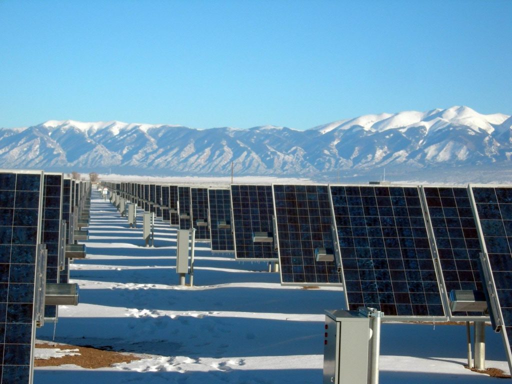 découvrez comment optimiser l'utilisation de vos panneaux solaires en hiver. nous vous expliquons les techniques et conseils pour maximiser la production d'énergie renouvelable même pendant les mois les plus froids.