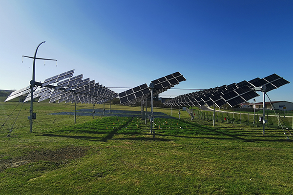 découvrez nos panneaux solaires en île-de-france, idéaux pour optimiser votre production d'énergie renouvelable. profitez d'économies sur vos factures d'électricité tout en contribuant à la protection de l'environnement. installation rapide et conseils personnalisés.