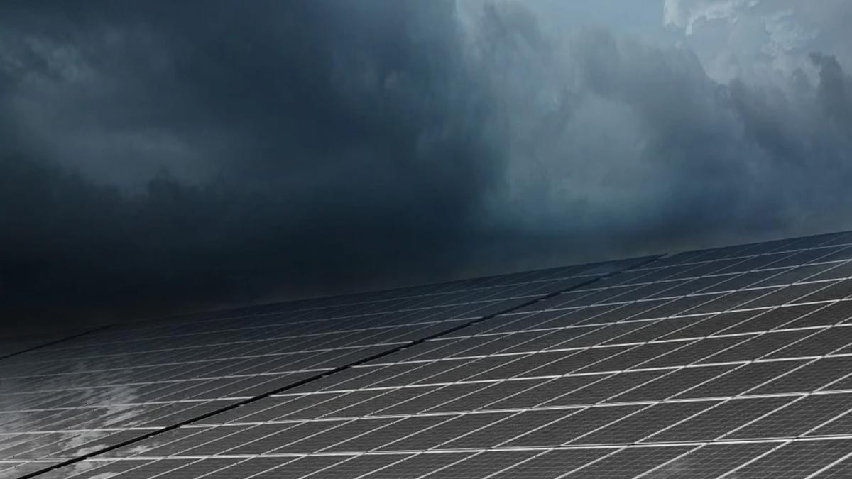 découvrez comment les panneaux solaires résistent aux intempéries et garantissent une production d'énergie optimale, même dans des conditions climatiques difficiles. informez-vous sur leur robustesse, leur durabilité et les technologies innovantes qui protègent votre investissement.