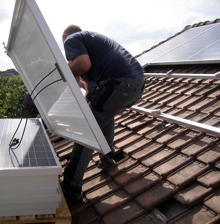 découvrez nos solutions de panneaux solaires à marseille pour optimiser votre consommation d'énergie et réduire votre facture. profitez du soleil provençal et engagez-vous dans une démarche écologique tout en valorisant votre habitat. contactez-nous pour un devis personnalisé.
