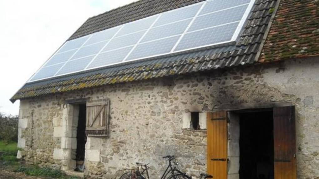 découvrez les panneaux solaires spécifiquement conçus pour les pompiers, offrant une solution énergétique durable et efficace pour les interventions d'urgence. optimisez votre équipement avec des technologies innovantes et respectueuses de l'environnement.