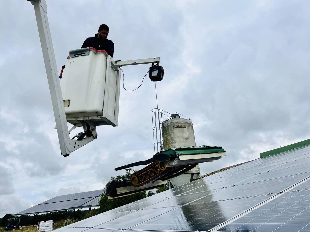 découvrez les avancées révolutionnaires des panneaux solaires robots, alliant efficacité énergétique et innovation technologique. optimisez la capture du soleil grâce à des systèmes autonomes et intelligents, idéaux pour une énergie renouvelable durable.