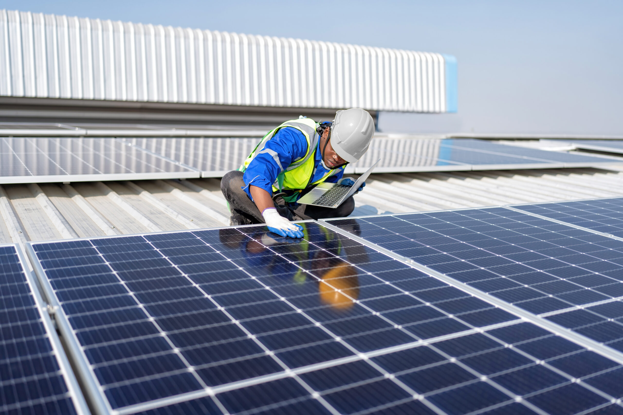 découvrez les avantages des panneaux photovoltaïques pour produire de l'énergie renouvelable. optimisez votre consommation énergétique tout en réduisant votre empreinte carbone grâce à des solutions durables et performantes. informez-vous sur les options d'installation et les aides financières disponibles.