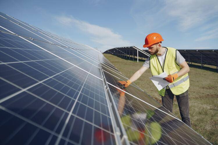 découvrez nos solutions en panneaux photovoltaïques à aix, idéales pour réduire votre facture d'électricité et contribuer à la transition énergétique. profitez d'une installation professionnelle et de conseils personnalisés pour un investissement durable et rentable.