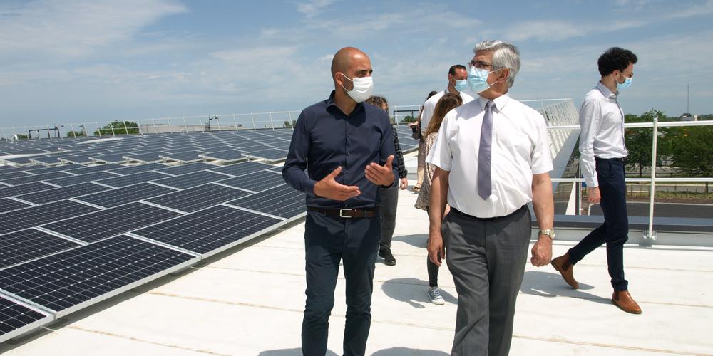 découvrez les solutions énergétiques durables avec les panneaux photovoltaïques lidl. profitez d'une énergie renouvelable de qualité pour réduire votre facture d'électricité tout en préservant l'environnement. explorez nos offres et engagez-vous vers un avenir énergétique responsable.