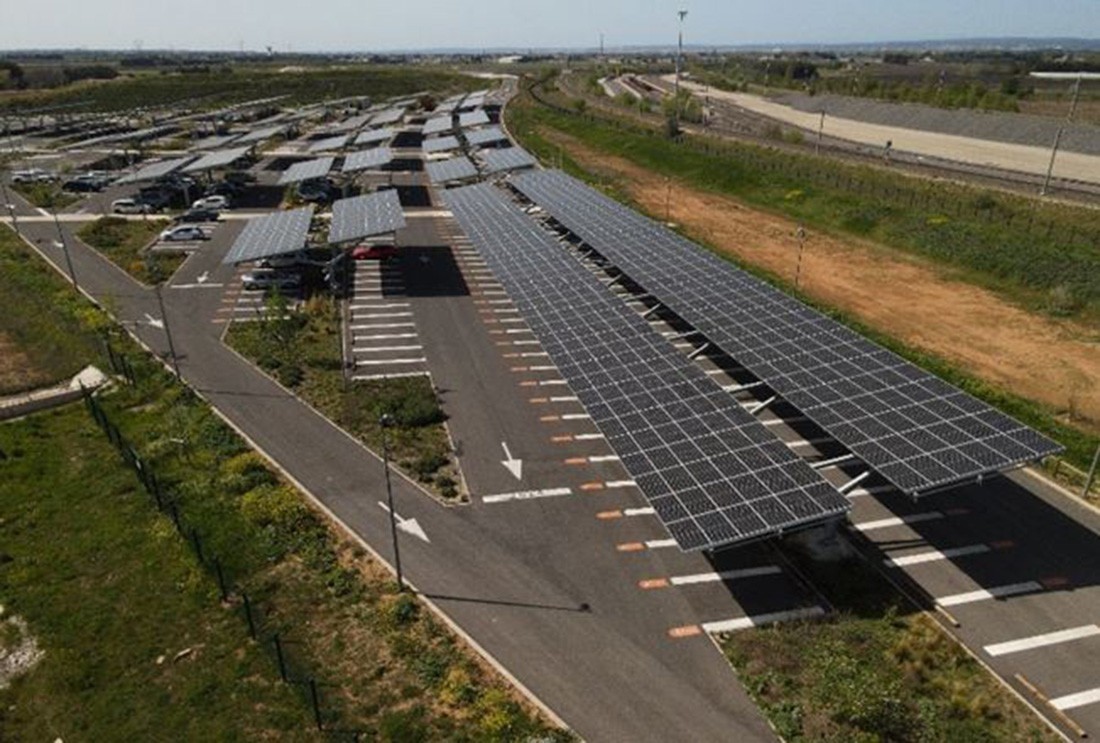découvrez les solutions de panneaux photovoltaïques à nîmes pour optimiser votre consommation d'énergie et réduire votre empreinte carbone. profitez des avantages d'une énergie renouvelable et durable tout en réalisant des économies sur vos factures d'électricité.