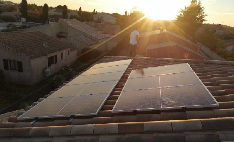 découvrez nos solutions de panneaux photovoltaïques à nîmes pour réduire vos factures d'énergie et contribuer à un avenir durable. profitez d'une énergie renouvelable, efficace et adaptée à vos besoins.