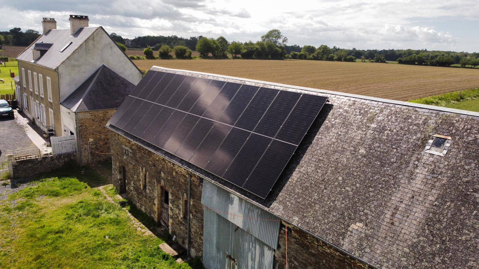 découvrez des solutions durables avec nos panneaux photovoltaïques à rouen. profitez d'une énergie renouvelable et réduisez vos factures d'électricité tout en contribuant à la protection de l'environnement.