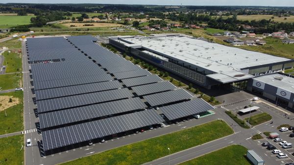 découvrez les solutions photovoltaïques à vichy pour optimiser votre consommation d'énergie et réduire votre empreinte carbone. installez des panneaux solaires et profitez d'une énergie renouvelable efficace et économique.