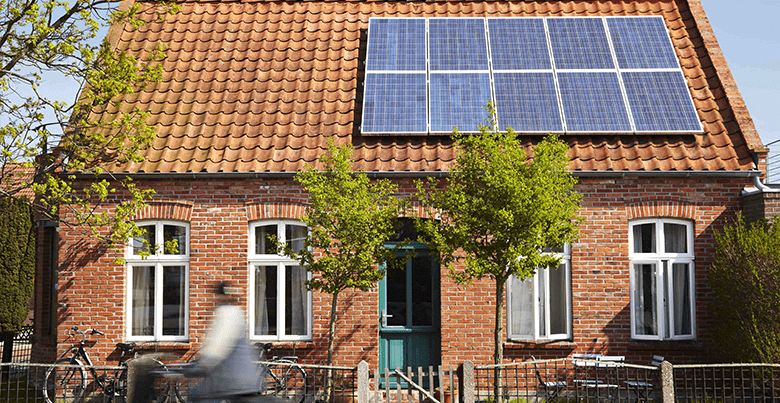 découvrez comment les panneaux solaires peuvent transformer votre consommation d'énergie et réduire vos factures. apprenez les avantages écologiques et économiques de l'énergie solaire, ainsi que les différentes options disponibles pour les particuliers et les entreprises.