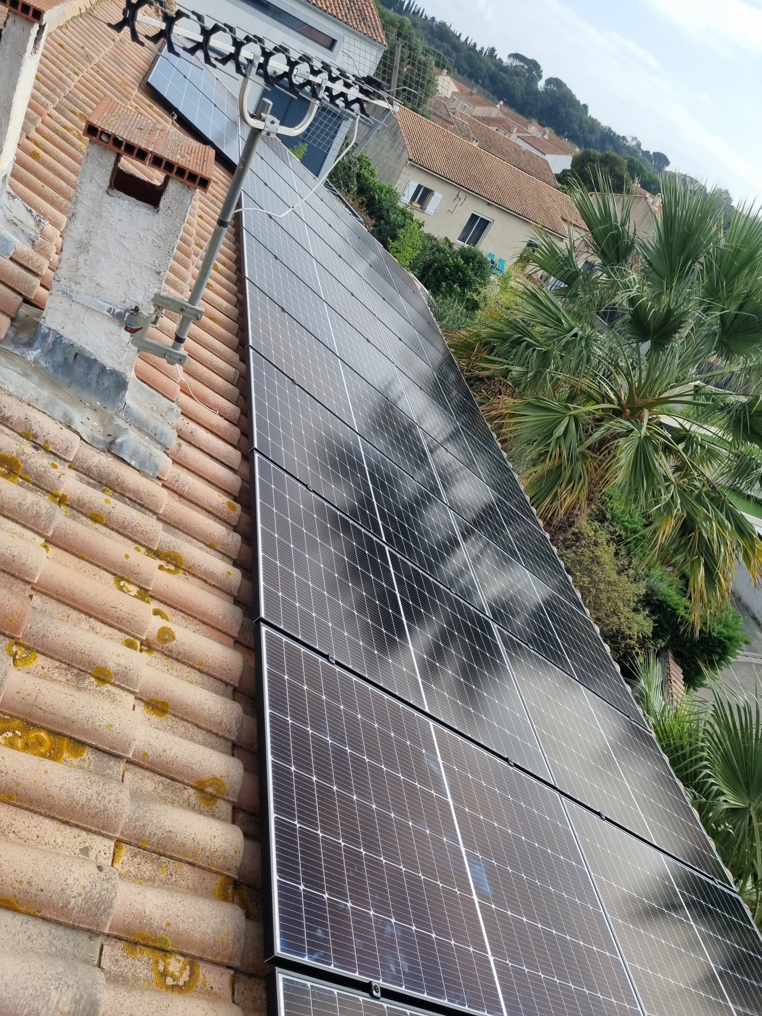 découvrez nos panneaux solaires 9kw, une solution énergétique optimale pour réduire votre facture d'électricité tout en préservant l'environnement. profitez d'une installation performante et durable qui vous aidera à réaliser des économies sur le long terme.