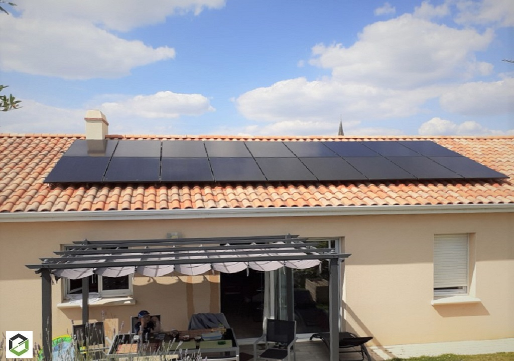 découvrez les panneaux solaires benq, une solution d'énergie renouvelable innovante et efficace. profitez de performances optimales et d'une durabilité exceptionnelle pour réduire votre empreinte carbone tout en réalisant des économies sur vos factures d'électricité.