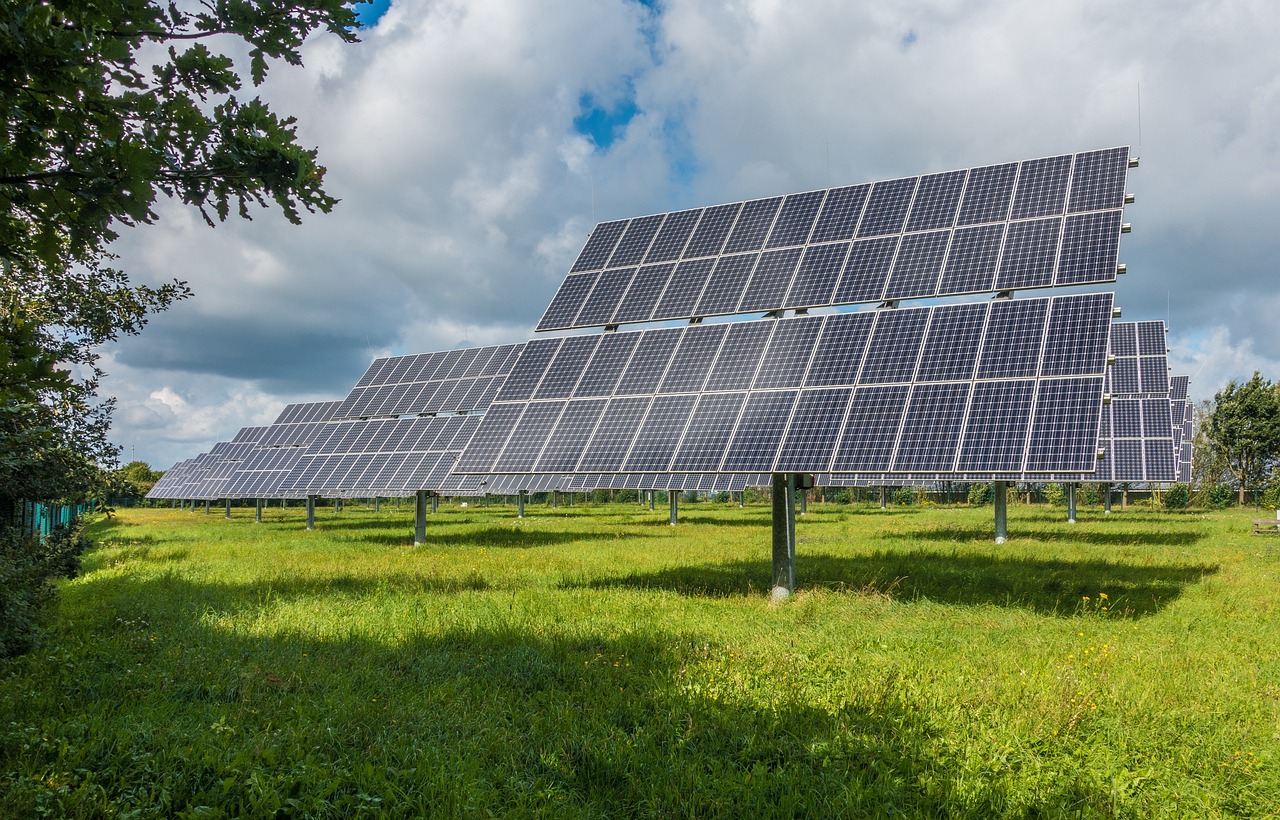 découvrez comment les panneaux solaires contribuent à la santé de notre environnement et de notre bien-être. explorez les avantages écologiques et économiques de cette énergie renouvelable.
