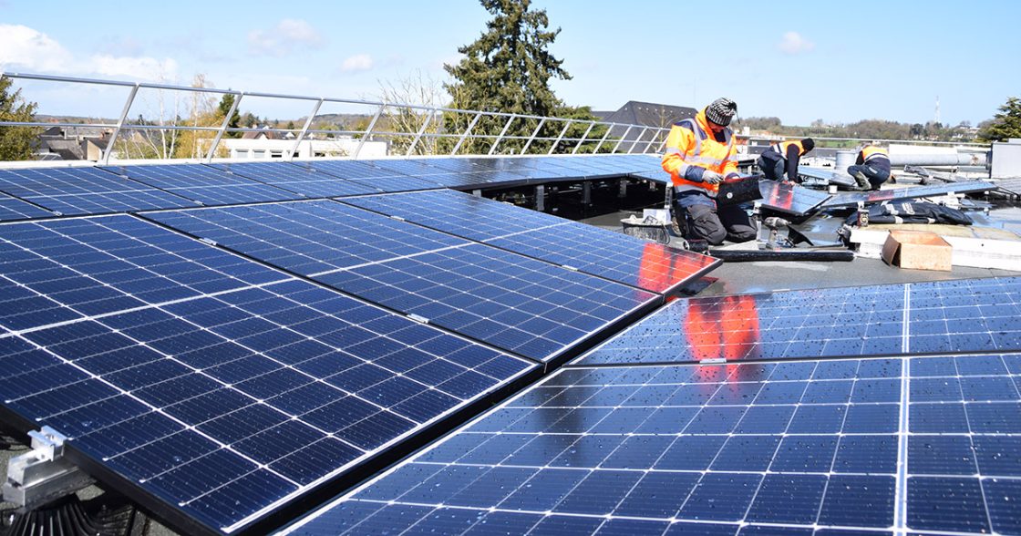 découvrez l'impact positif des panneaux solaires sur la santé et l'environnement. apprenez comment ces sources d'énergie renouvelables contribuent à améliorer la qualité de l'air, réduire les maladies liées à la pollution et promouvoir un mode de vie durable.
