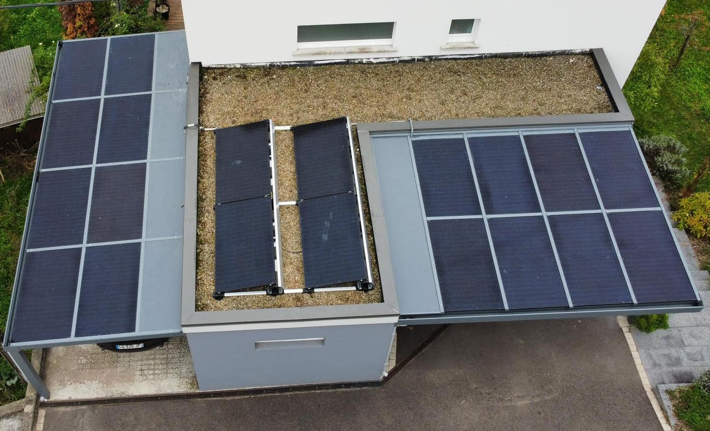 découvrez comment les panneaux solaires pour véranda transforment votre espace lumineux en une source d'énergie renouvelable. optimisez votre confort tout en réduisant vos factures d'électricité grâce à des solutions innovantes et esthétiques. informez-vous sur les avantages et l'installation de panneaux solaires pour valoriser votre véranda.