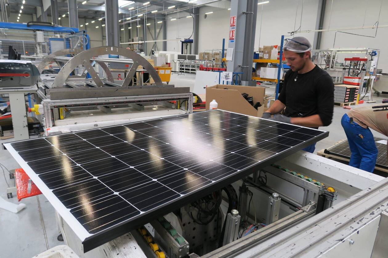 découvrez les panneaux solaires voltec, une solution efficace et durable pour produire votre propre énergie. réduisez vos factures d'électricité et contribuez à la protection de l'environnement avec des technologies innovantes et un service de qualité.