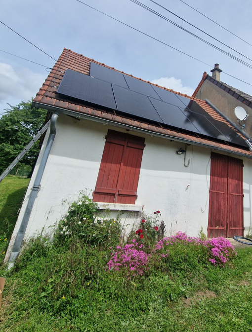 découvrez les panneaux solaredge, des solutions photovoltaïques innovantes qui maximisent l'efficacité de votre système solaire. profitez d'une énergie renouvelable de qualité avec une technologie avancée et un rendement optimal.