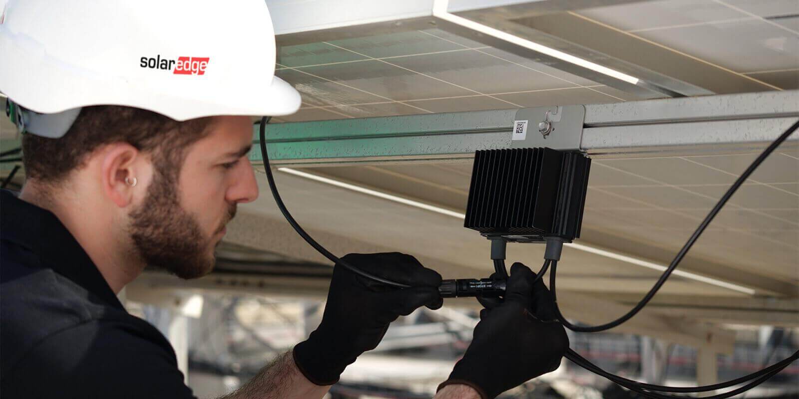 découvrez les panneaux solaredge, une solution innovante pour optimiser votre production d'énergie solaire. profitez d'une technologie de pointe qui maximise l'efficacité de votre installation photovoltaïque et réduisez vos factures d'électricité tout en préservant l'environnement.