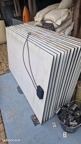 découvrez les panneaux soluxtec, une solution innovante et performante pour exploiter l'énergie solaire. idéaux pour les particuliers et les entreprises, ces panneaux offrent une efficacité optimale et un design moderne. transformez votre manière de consommer l'énergie avec soluxtec.