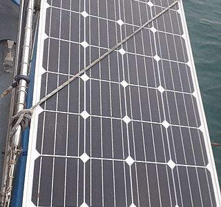 découvrez les causes courantes des pannes de panneaux solaires et comment les éviter. apprenez à identifier les problèmes techniques et à prolonger la durée de vie de votre système photovoltaïque pour une production d'énergie optimale.