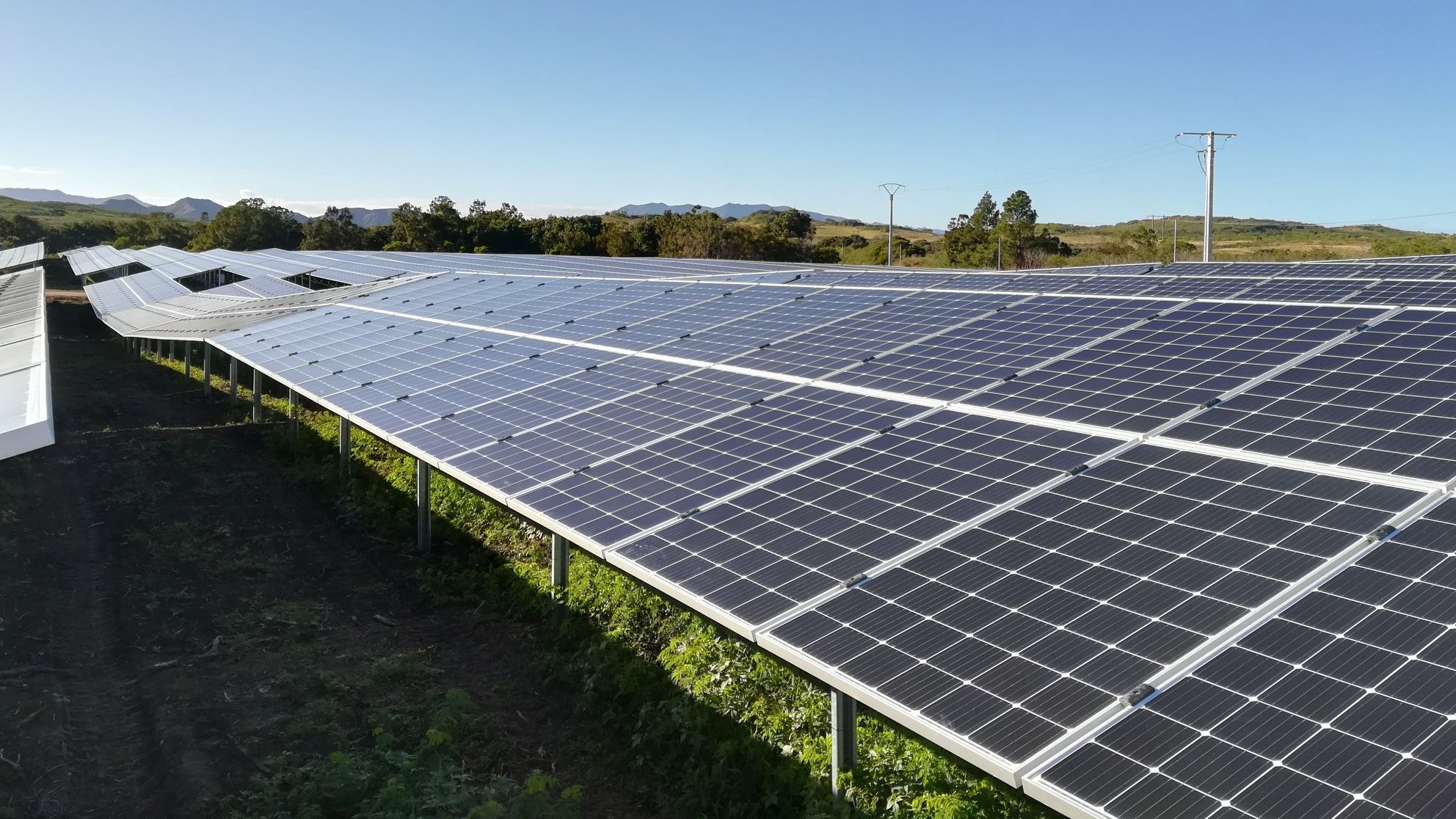 découvrez les avantages et l'impact des parcs solaires en france, champions de la transition énergétique. apprenez comment ces installations innovantes contribuent à la production d'énergie verte et à la préservation de l'environnement.