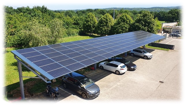 découvrez les parkings photovoltaïques, une solution innovante alliant stationnement et production d'énergie solaire. idéaux pour maximiser l'espace tout en contribuant à la transition énergétique, ces parkings offrent des avantages écologiques et économiques. informez-vous sur leur fonctionnement et les bénéfices pour les entreprises et les collectivités.