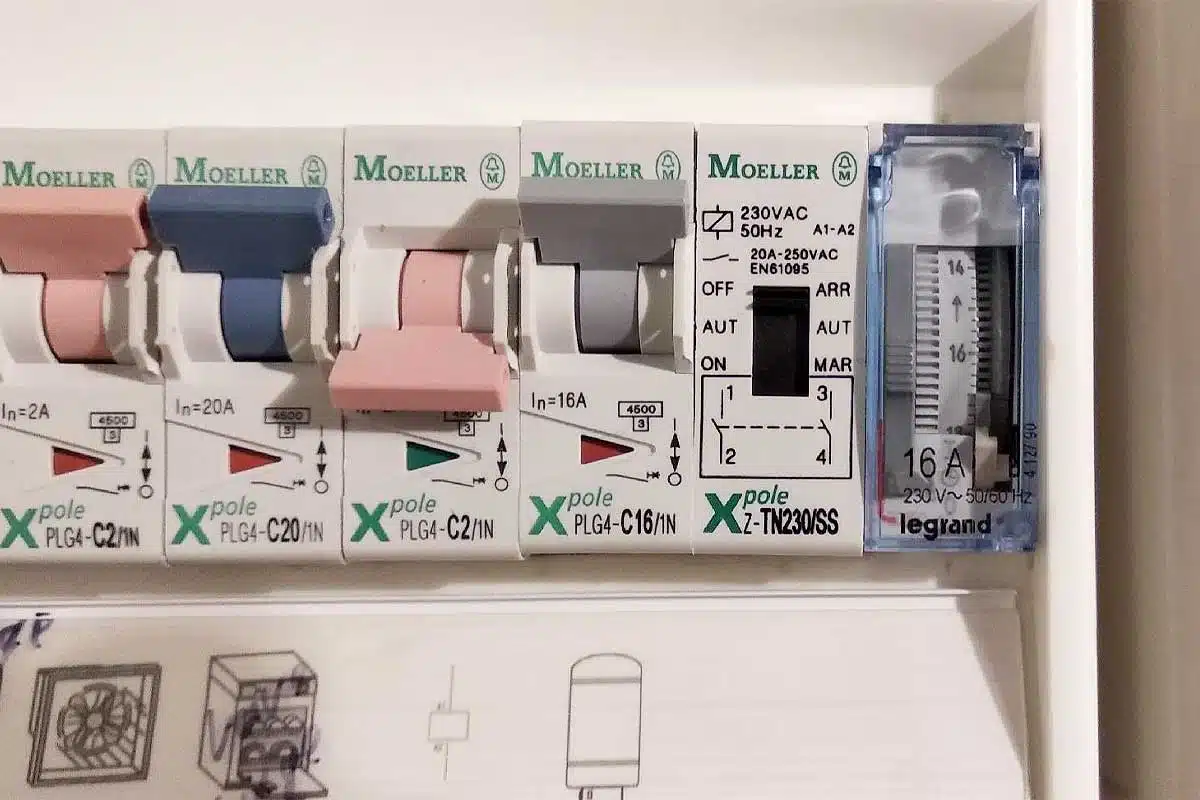 découvrez le rôle essentiel du programmateur cumulus dans la gestion efficace de vos systèmes climatiques. apprenez à optimiser le confort thermique et à réaliser des économies d'énergie grâce à des réglages simples et intuitifs.