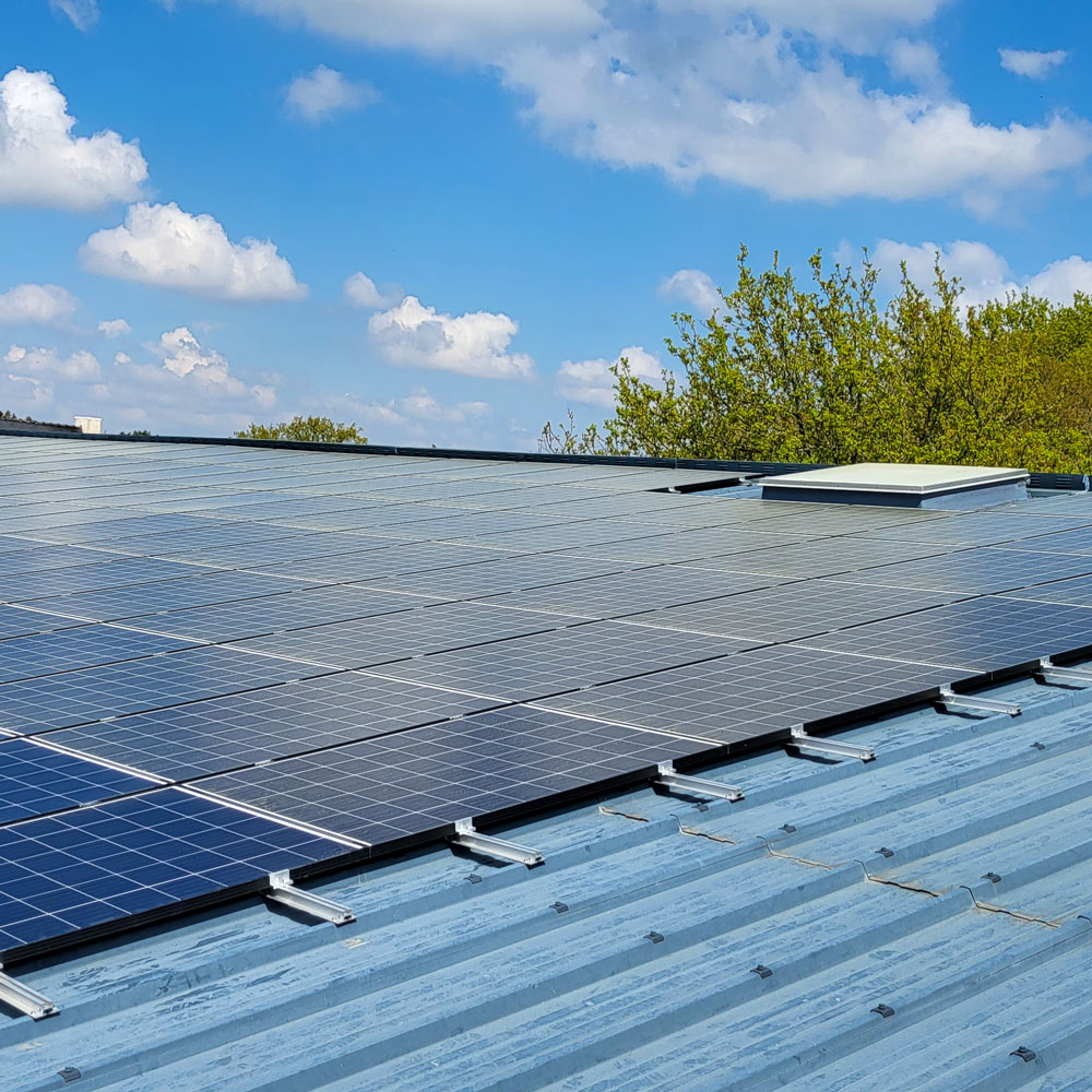 découvrez les bienfaits de l'énergie photovoltaïque, une solution durable et écologique pour produire de l'électricité à partir du soleil. informez-vous sur les technologies, les avantages économiques et les étapes pour installer des panneaux solaires chez vous.