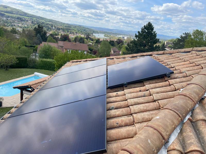 découvrez tout ce que vous devez savoir sur le photovoltaïque en saône-et-loire (71) : avantages, installations, économies d'énergie et impact environnemental. optez pour une énergie renouvelable et contribuez à un avenir durable.