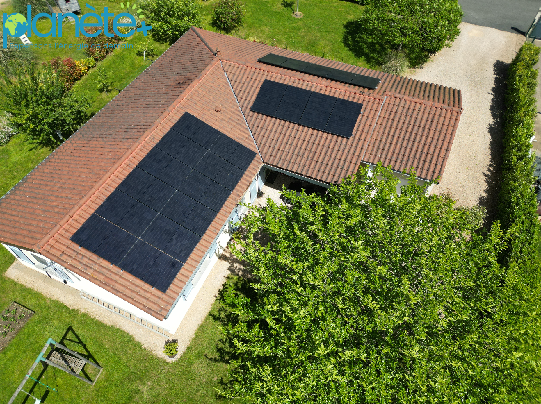 découvrez les solutions photovoltaïques dans le département 71 pour produire votre propre énergie solaire. profitez des avantages écologiques et économiques grâce à nos services adaptés à vos besoins.