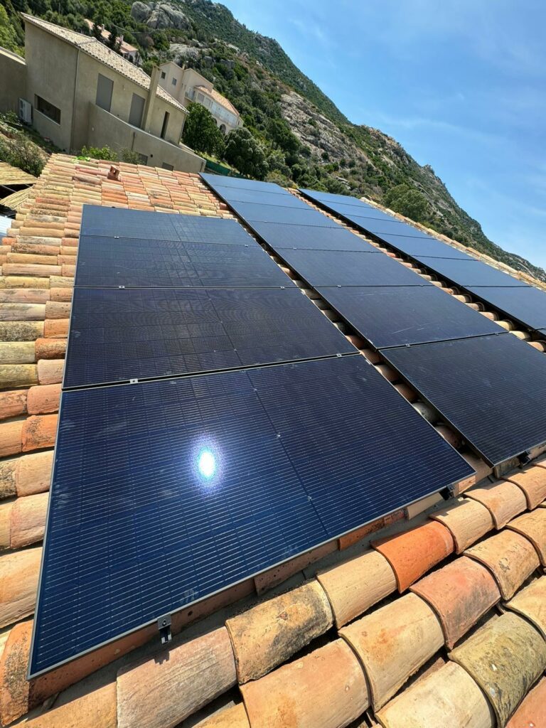 découvrez les avantages du photovoltaïque en corse : une énergie propre et renouvelable qui optimise votre consommation, réduit votre empreinte carbone et valorise votre habitat. explorez les solutions adaptées à votre projet solaire sur l'île de beauté.