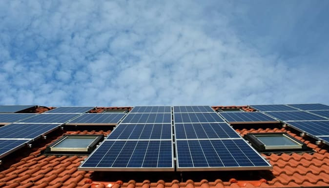 découvrez comment le photovoltaïque économique peut réduire vos factures d'électricité tout en contribuant à un avenir durable. explorez les solutions abordables pour installer des panneaux solaires chez vous et profitez des avantages d'une énergie renouvelable et accessible.