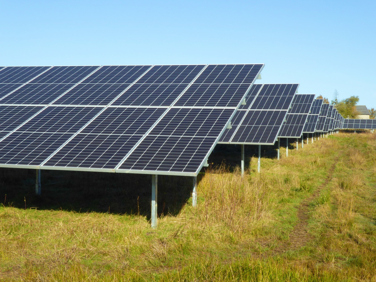 découvrez tout sur l'énergie photovoltaïque en france : solutions, avantages, réglementation et conseils pour un investissement durable et rentable dans les panneaux solaires.