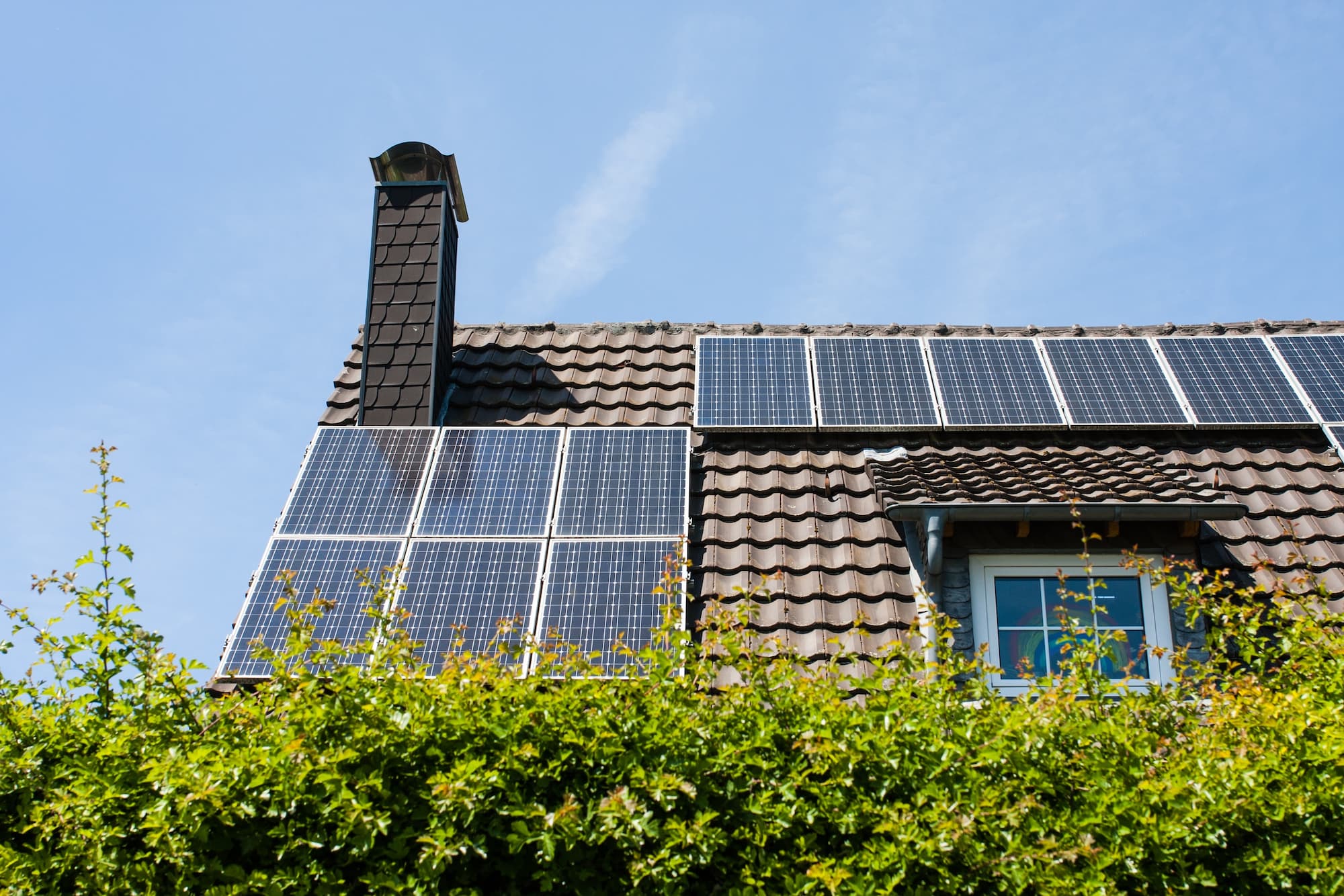 découvrez les solutions photovoltaïques à haguenau pour optimiser votre consommation d'énergie et réaliser des économies. profitez d'installations sur mesure et d'un accompagnement professionnel pour une transition énergétique réussie.