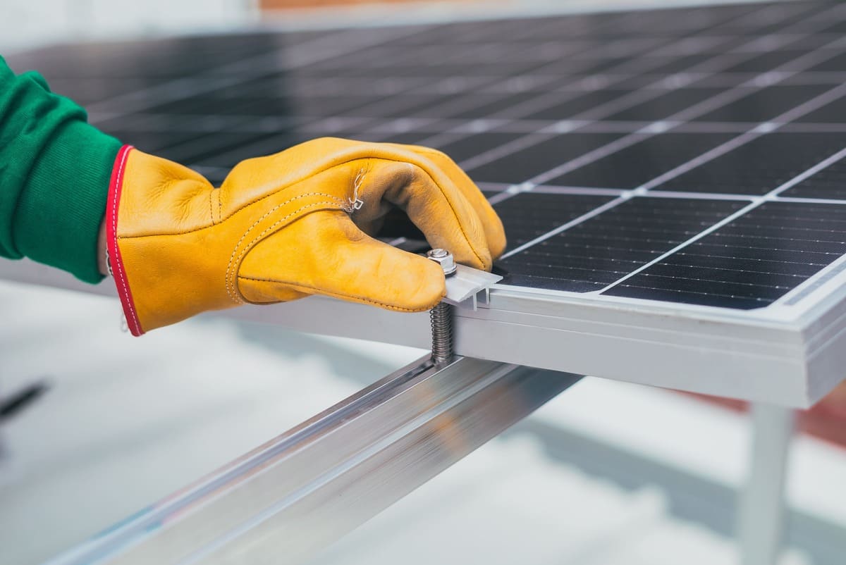 découvrez les solutions photovoltaïques professionnelles pour optimiser votre consommation d'énergie et réduire votre empreinte carbone. bénéficiez d'une énergie durable et performante grâce à nos installations sur mesure.