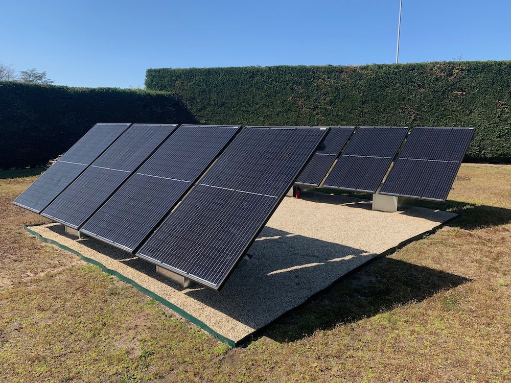 découvrez les avantages du photovoltaïque sol pour produire de l'énergie renouvelable à partir de la lumière du soleil. optimisez votre consommation d'énergie et réduisez votre empreinte carbone grâce à ces solutions écologiques et performantes.