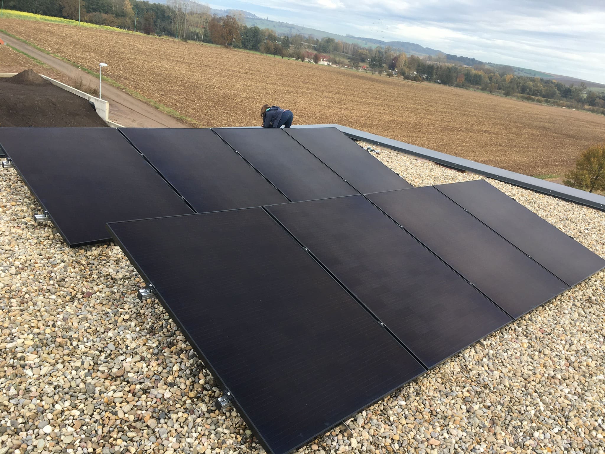 découvrez les solutions photovoltaïques à metz pour produire votre propre électricité solaire. profitez des avantages écologiques et économiques tout en contribuant à une énergie durable dans votre région.