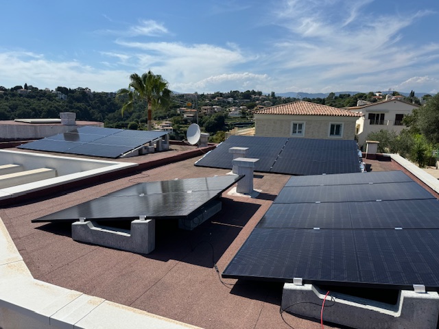 découvrez nos solutions photovoltaïques à nice pour exploiter l'énergie solaire et réduire vos factures d'électricité. profitez d'installations sur mesure, d'un service professionnel et d'un impact positif sur l'environnement tout en bénéficiant des aides disponibles dans la région.