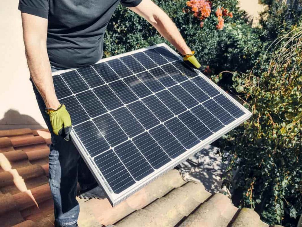 découvrez les avantages des panneaux photovoltaïques pour pergola, une solution esthétique et efficace pour produire de l'énergie solaire tout en embellissant votre espace extérieur. transformez votre pergola en une source d'énergie renouvelable et contribuez à la protection de l'environnement.