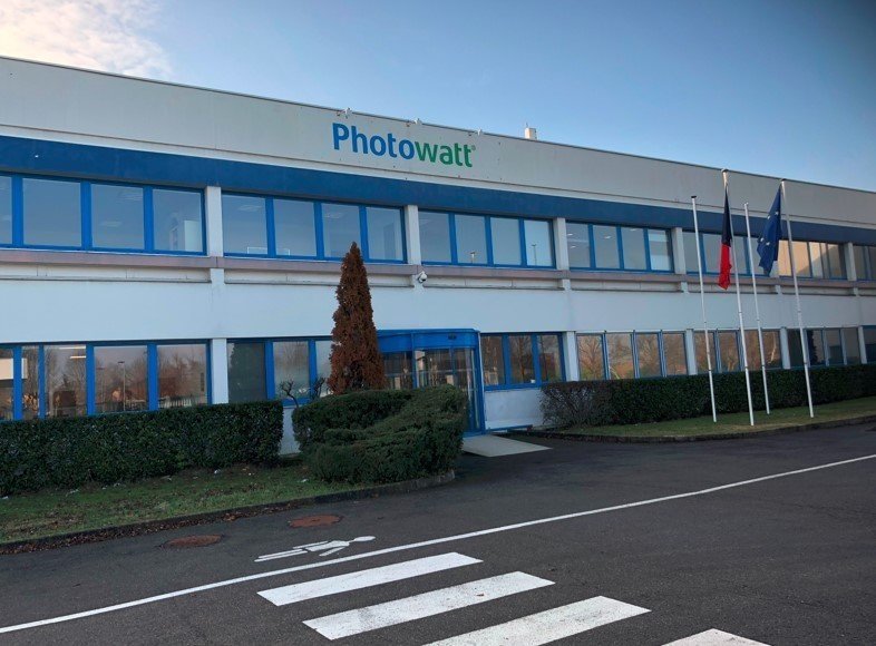 découvrez photowatt, votre expert en solutions innovantes d'énergie solaire. explorez nos panneaux photovoltaïques de haute qualité pour maximiser votre autoconsommation et réduire votre empreinte carbone.