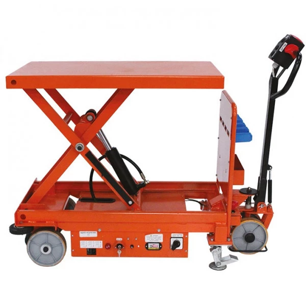 découvrez notre plateau motorisé d'une capacité de 100 kg, conçu pour faciliter le transport et le levage de charges lourdes en toute sécurité. idéal pour les professionnels et les particuliers, ce plateau robuste et fiable est l'outil parfait pour optimiser votre travail au quotidien.