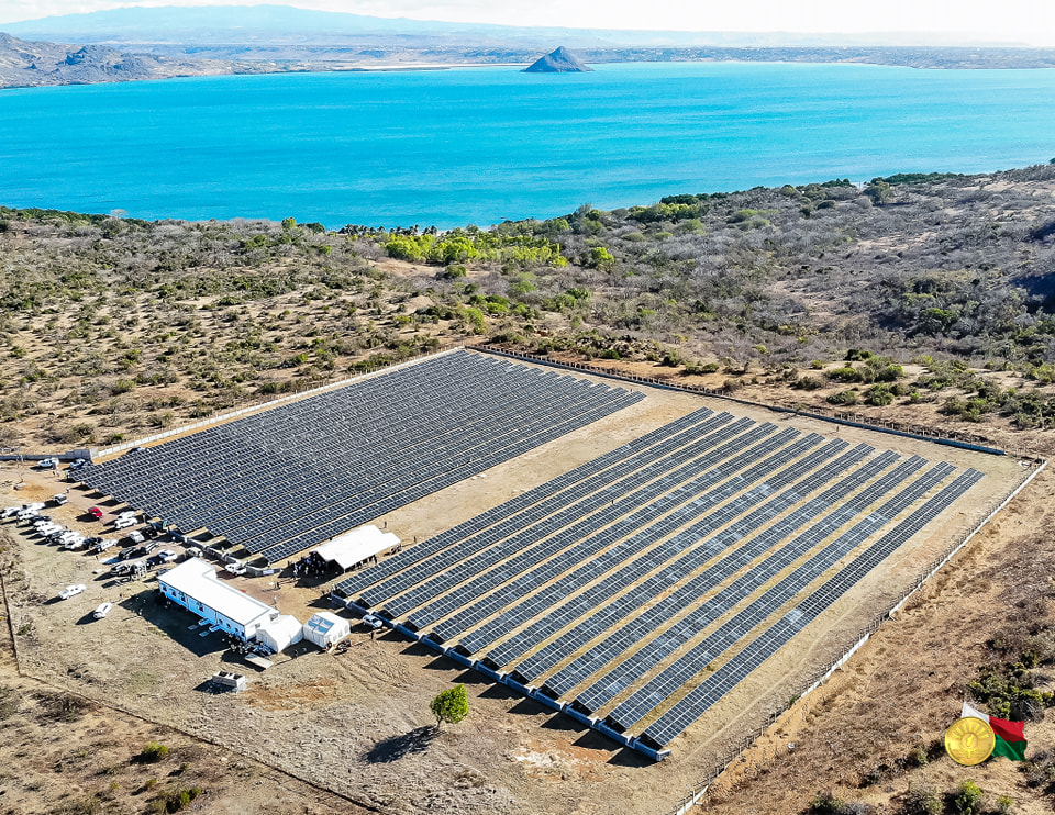 découvrez les dernières innovations et avancées des centrales photovoltaïques à travers le monde. explorez comment elles transforment l'énergie solaire en une ressource durable, innovante et accessible pour tous. plongez dans l'avenir de l'énergie renouvelable avec des solutions écologiquement responsables.