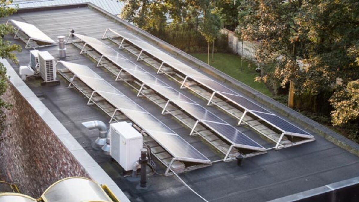 découvrez le poids des panneaux solaires photovoltaïques par mètre carré. informez-vous sur les spécificités techniques, les matériaux utilisés et les implications pour l'installation de solutions énergétiques renouvelables.