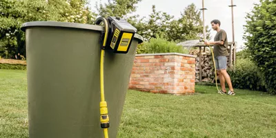 découvrez nos pompes solaires récupératrices, idéales pour optimiser l'utilisation de l'énergie solaire tout en permettant une irrigation efficace et durable pour vos jardins et cultures. profitez d'une solution écologique et économique !