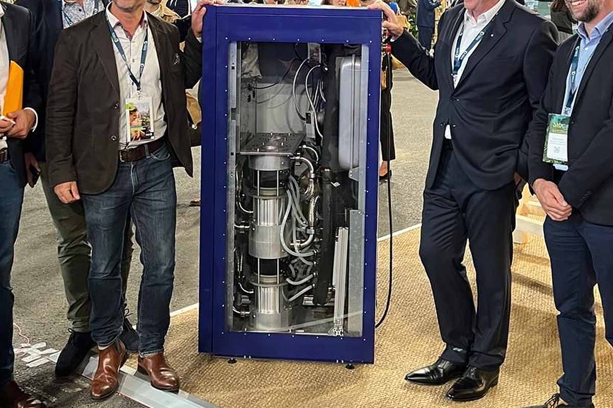 découvrez la pompe thermoacoustique, une technologie innovante qui utilise les principes de la thermodynamique et de l'acoustique pour générer de l'énergie de manière durable et efficace. explorez ses applications dans le domaine de la climatisation et du chauffage, tout en réduisant votre empreinte carbone.