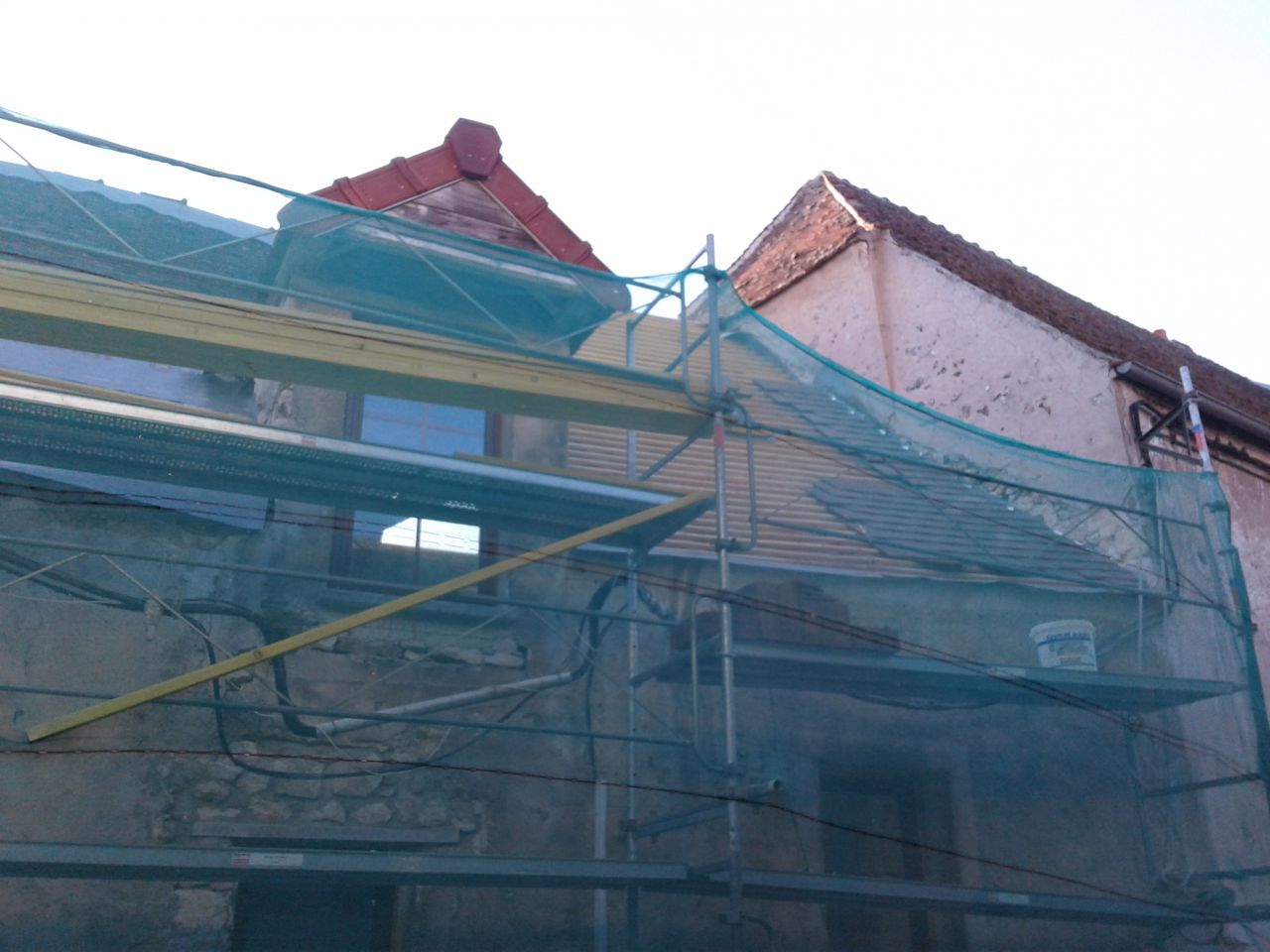 découvrez les avantages de la sous toiture sans contre lattage : une solution innovante pour une isolation efficace et un gain de place. optez pour cette méthode moderne qui simplifie votre projet de toiture tout en garantissant une protection optimale contre les intempéries.