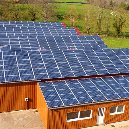 découvrez nos solutions professionnelles pour la pose de panneaux photovoltaïques. profitez d'une énergie renouvelable, économisez sur vos factures et contribuez à un avenir plus durable grâce à l'installation de panneaux solaires à votre domicile.