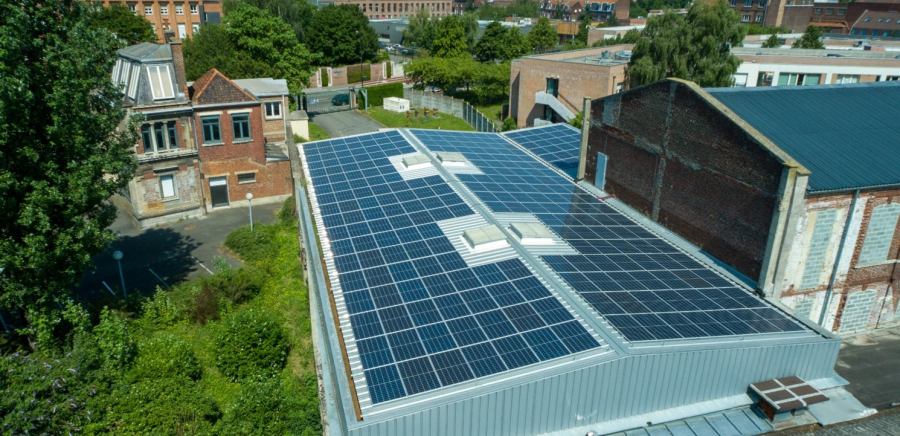 découvrez la position d'edf sur le photovoltaïque, ses enjeux, ses investissements et ses stratégies pour promouvoir l'énergie solaire en france et à l'international. analysez comment edf s'engage pour un avenir énergétique durable et responsable.