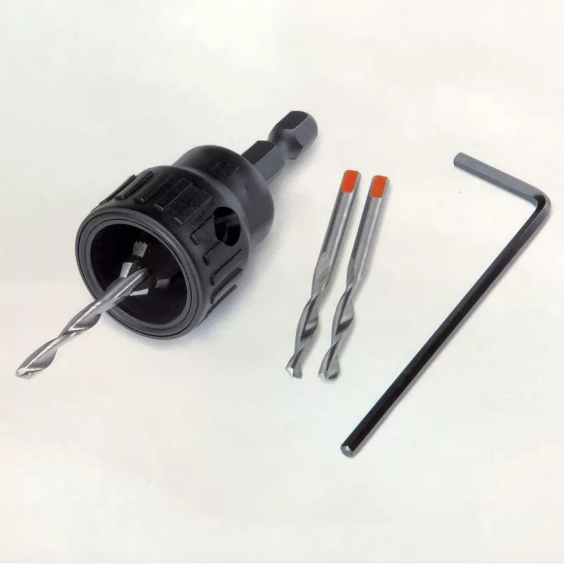 découvrez l'importance du pré-perçage du bois pour des assemblages solides et précis. apprenez les techniques et outils nécessaires pour réussir vos projets de bricolage et améliorer la durabilité de vos constructions en bois.