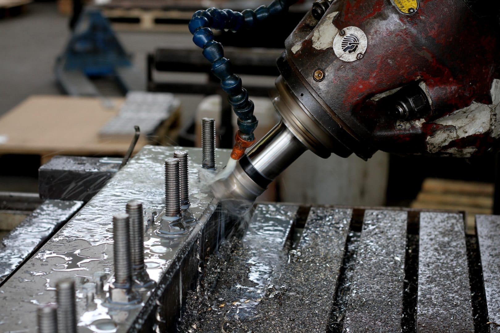 découvrez notre guide complet sur le perçage, une technique essentielle pour réaliser des travaux précis et efficaces. que ce soit pour le bricolage, la construction ou l'artisanat, apprenez les meilleures méthodes et astuces pour réussir vos projets de perçage, choisir les bons outils et garantir un résultat professionnel.